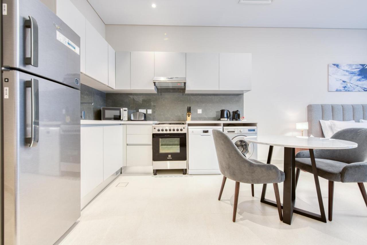 Sol Living - Sol Avenue Apartment ดูไบ ภายนอก รูปภาพ